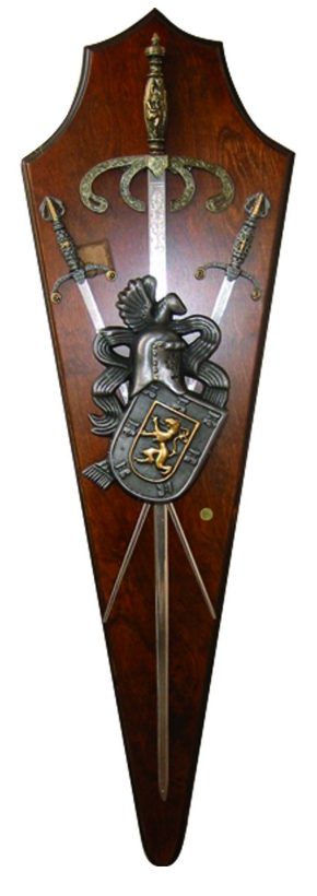 Трофей со шпагой и кинжалами (TR-186)